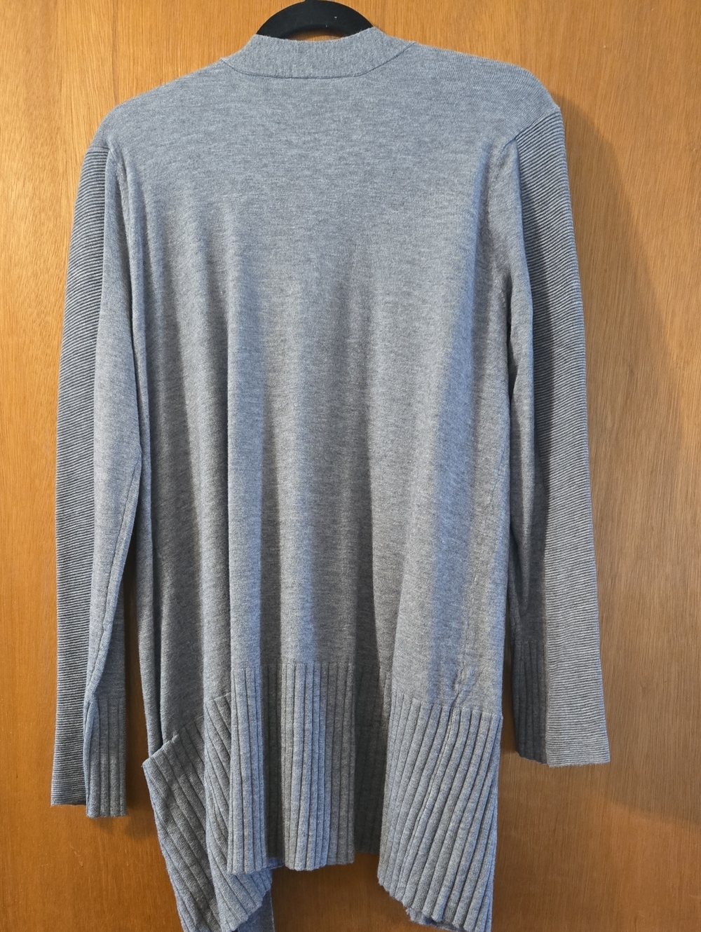 Gray Open-Front Ribbed Pocket Cardigan - Picture 3 of 3